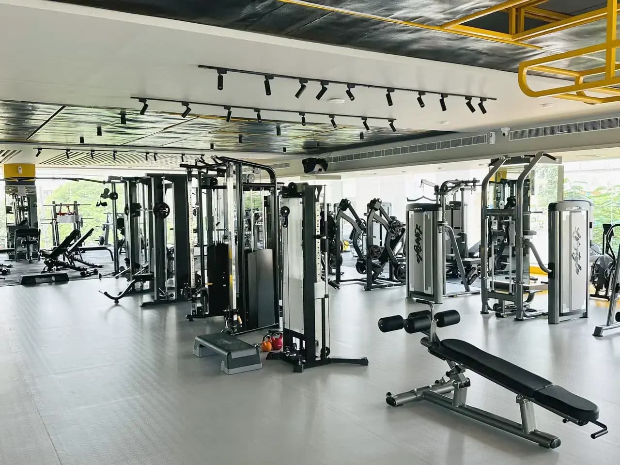 Strength floor